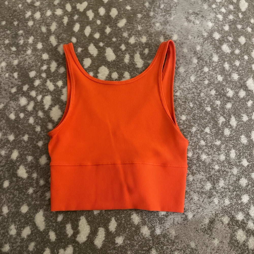 lulu reversible tank top in discontinued color my fav tank sadly wrong size!!